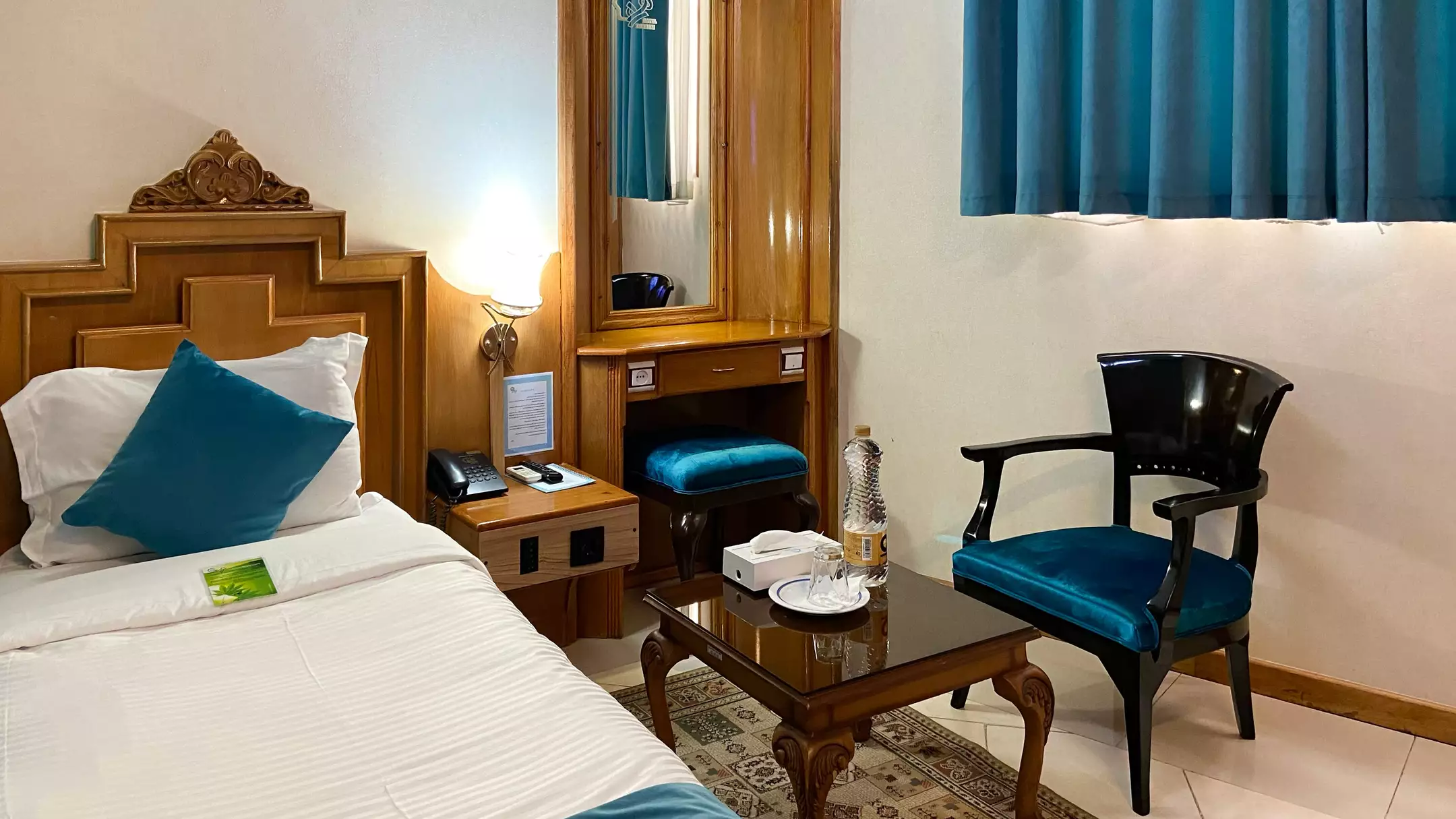 Alibaba https://cdn.alibaba.ir/ostorage/hotel-accommodation-images/6703196a0fe27c5a5df8ef42_e1db99b3-dde1-4e56-bf01-82d4b7189024_تک نفره (2).webp